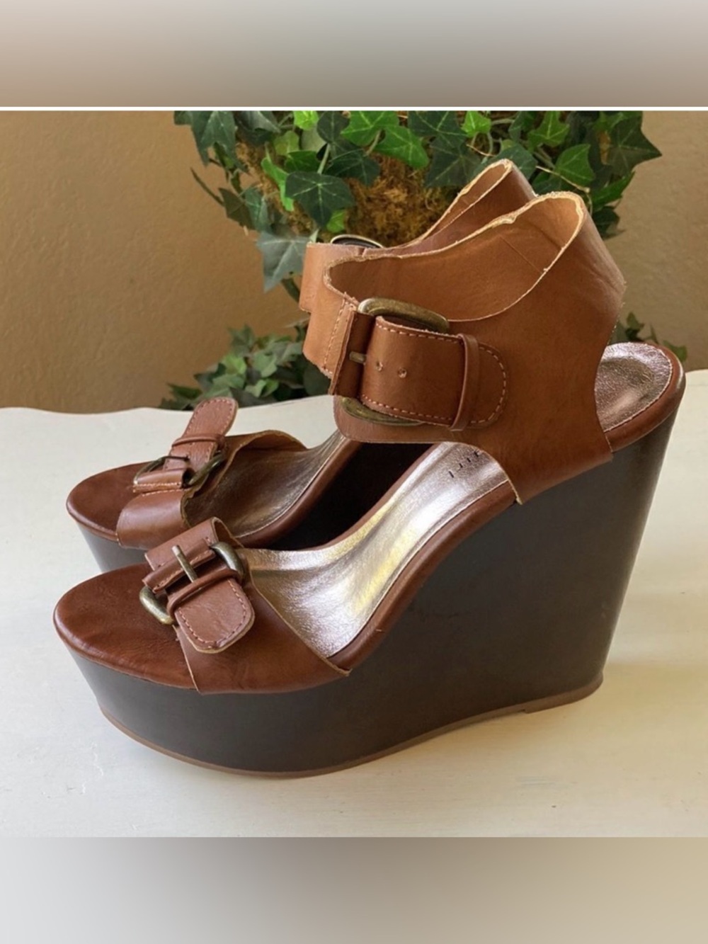 Madden Girl Platform Wedge Ankle Strap Sandals Size Size 8M